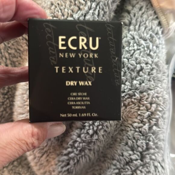 NIB 29.00 ECRU NEW YORK TEXTURE DRY WAX Hair Styling Wax / Paste 1.69 oz. - Picture 3 of 3